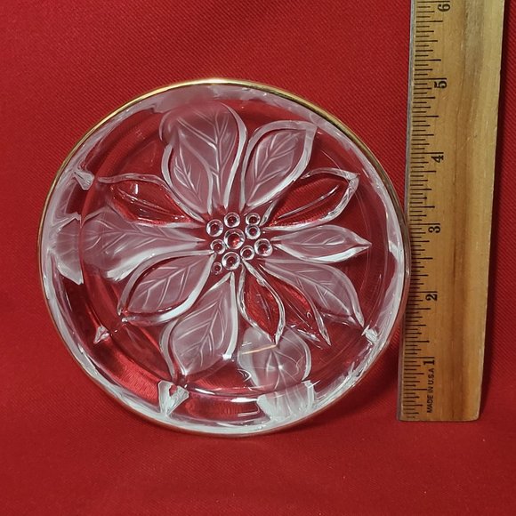 VTG Studio Nova Glass Guilded Poinsettia Round Tray Candy Dish - Picture 7 of 10